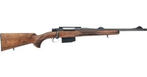 Gewehr mit Holzschaft und Zielfernrohr